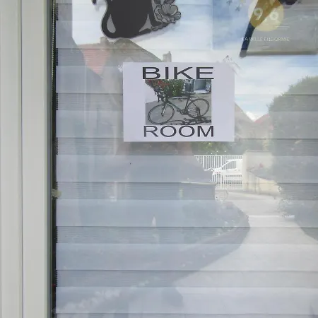 La Belle Endormie - B